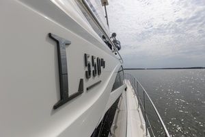 55FT (16.76M) SEA RAY