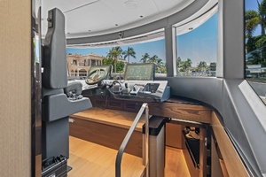 R Boat 75ft Absolute Yacht For Sale