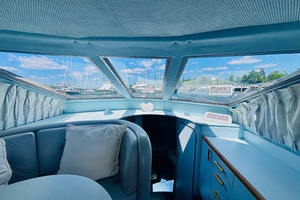 30ft Sea Ray Yacht For Sale