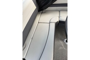 23ft Starcraft Yacht For Sale