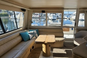 BEACH HOUSE 47ft Bayliner Yacht For Sale