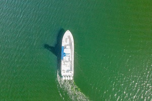 45FT (13.72M) SEAHUNTER Worth Avenue Yachts