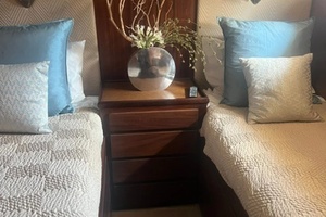 Top Cookie 60ft Hatteras Yacht For Sale