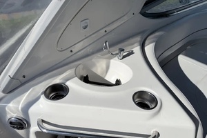 31ft Bayliner Yacht For Sale