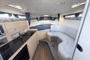 31ft Bayliner Yacht For Sale