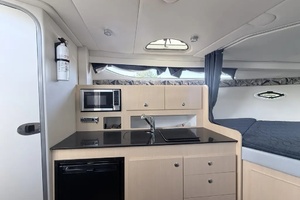 31ft Bayliner Yacht For Sale