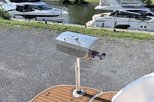 31ft Bayliner Yacht For Sale