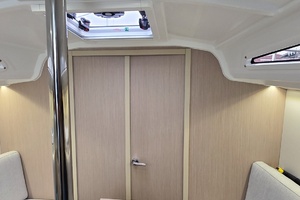 FERNEL  30ft Beneteau Yacht For Sale