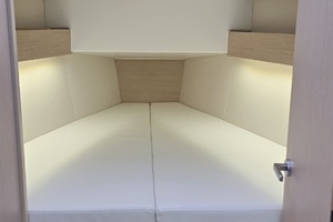 FERNEL  30ft Beneteau Yacht For Sale