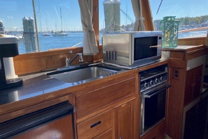 BURNING DAYLIGHT 42ft Grand Banks Yacht For Sale