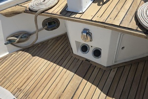 BURNING DAYLIGHT 42ft Grand Banks Yacht For Sale