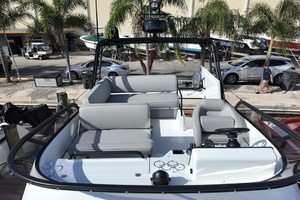 Au Contraire 41ft Targa Yacht For Sale