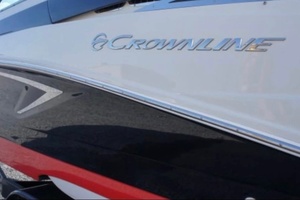 30ft Crownline Yacht For Sale