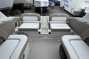 30ft Crownline Yacht For Sale
