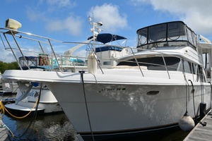 Andiamo 44ft Carver Yacht For Sale