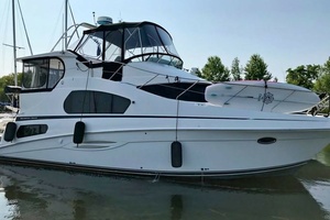 39ft Silverton Yacht For Sale