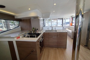 2023 Bali 4.8 galley