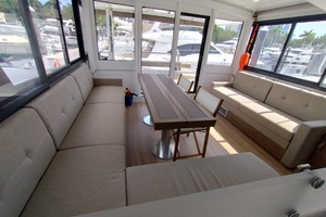 2023 Bali 4.8 dining area