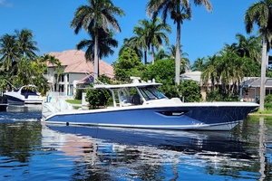 43FT (13.18M) PURSUIT yacht for sale