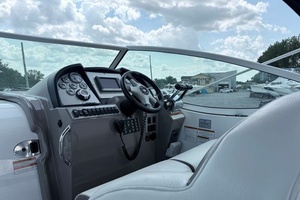 30ft Cruisers Yachts Yacht For Sale