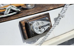 Windancer 30ft Pearson Yacht For Sale