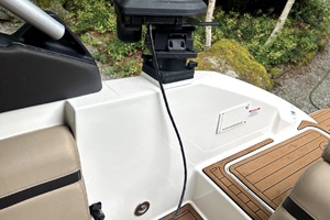 26ft Sea Ray Yacht For Sale