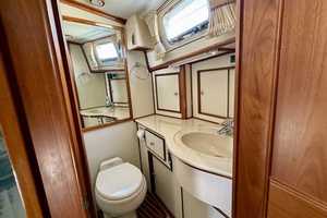 FLYAWAY 49ft Grand Banks Yacht For Sale