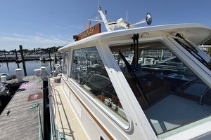 FLYAWAY 49ft Grand Banks Yacht For Sale
