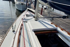 Sea Horse 28ft Alerion Yacht For Sale