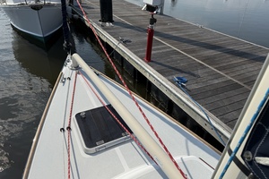 Sea Horse 28ft Alerion Yacht For Sale