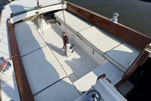 Sea Horse 28ft Alerion Yacht For Sale