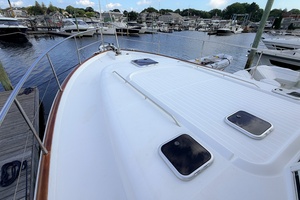 White Horse 42ft Beneteau Yacht For Sale