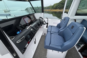 29ft Axopar Yacht For Sale