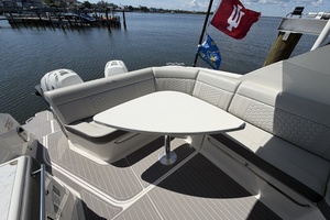 32ft Sea Ray Yacht For Sale