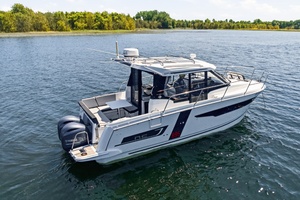 31ft Jeanneau Yacht For Sale
