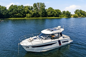 31ft Jeanneau Yacht For Sale