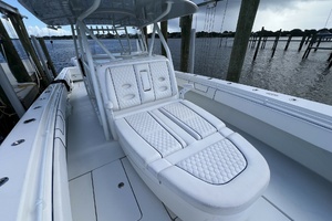 Contender 44 NAUTI GIRL - Forward Seating 