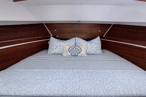 LENORA MARIE 33ft Back Cove Yacht For Sale