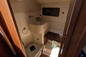 Rendl 34ft Moody Yacht For Sale