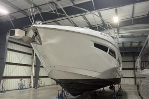 49FT (14.94M) CRUISERS Worth Avenue Yachts