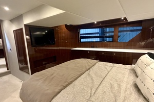 49FT (14.94M) CRUISERS
