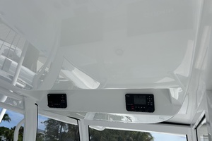 43FT (13.11M) FRONT RUNNER yacht for sale