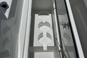 43FT (13.11M) FRONT RUNNER