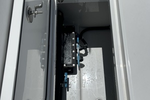 43FT (13.11M) FRONT RUNNER