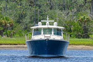 BIGWIG Worth Avenue Yachts