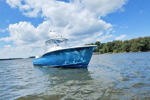 32ft Jarrett Bay Yacht For Sale