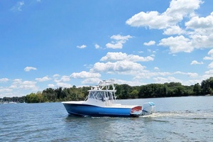 32ft Jarrett Bay Yacht For Sale