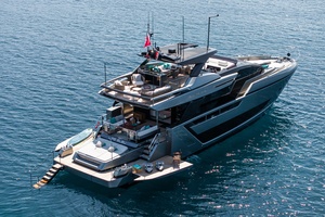 L’AS BLEU Worth Avenue Yachts