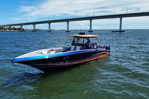 38ft Fountain Yacht For Sale