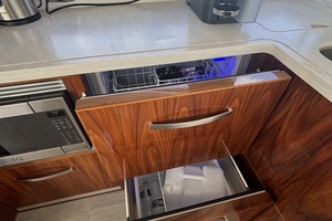51FT (15.7M) RIVIERA